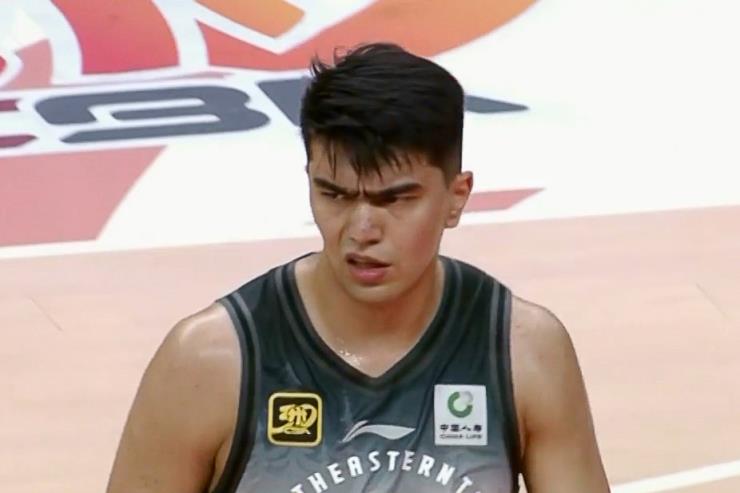 相當高效！魯吐布拉出戰(zhàn)19分鐘 7中5貢獻14分10籃板